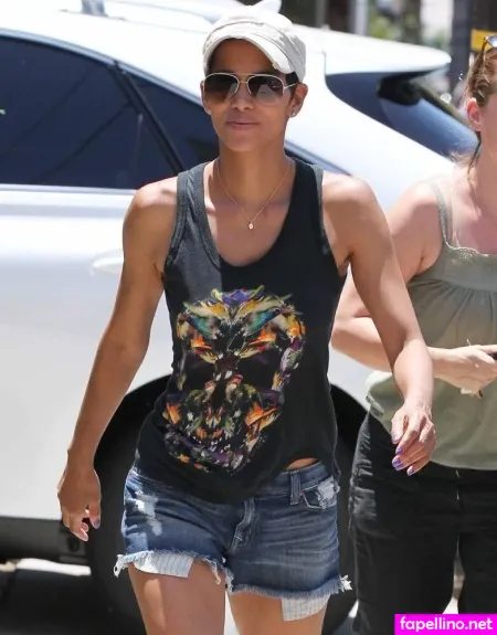 Halle Berry 1 OnlyFans Thumbnail #hmcaH7cVhX
