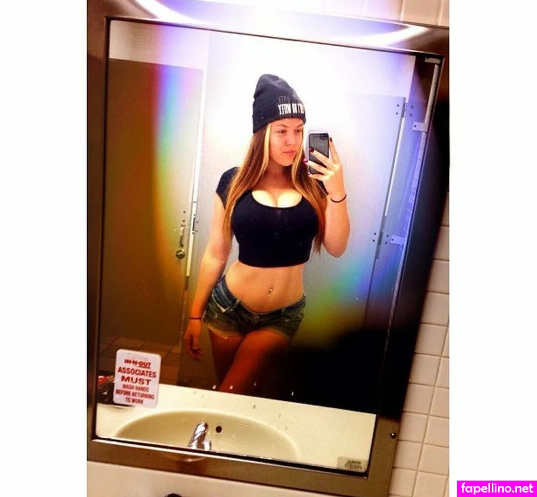 halle_diez Nude Leaked OnlyFans Photo #phAOJlBf0N
