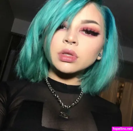 Halle Kirk OnlyFans Thumbnail #hNvT3vR48a