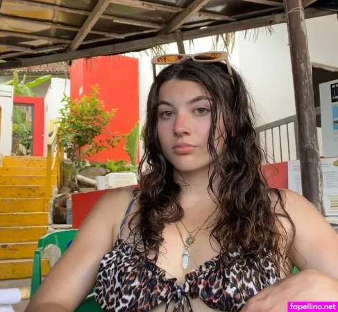 Halle Nottage OnlyFans Thumbnail #wSsoo0bkjQ