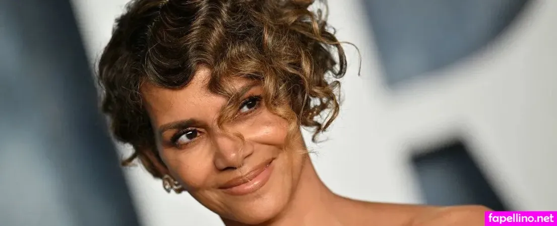 Halleb Berry OnlyFans Thumbnail #MrvFg1R0Cd