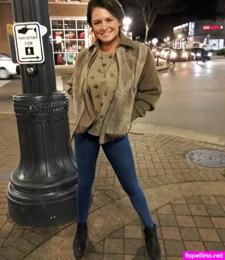 Hallie Clark OnlyFans Thumbnail #6zWMpYgmh5