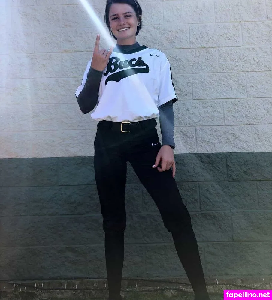 halliee_clark Nude Leaked OnlyFans Photo #AVkWzBvPG5