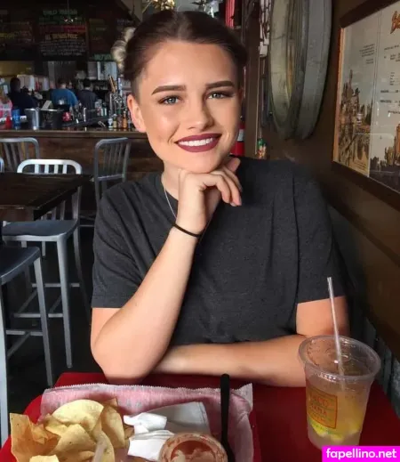 Hallie Clark OnlyFans Thumbnail #Qe1jrssYds