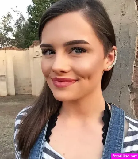 Hallie Clark OnlyFans Thumbnail #qqWGKo00Al