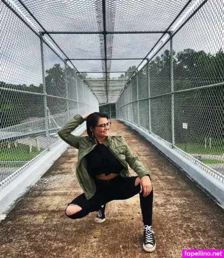 Hallie Clark OnlyFans Thumbnail #yFTdBhgSGG