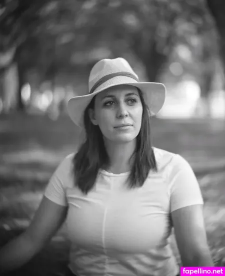 Hallie Jackson OnlyFans Thumbnail #pww87eh5RI