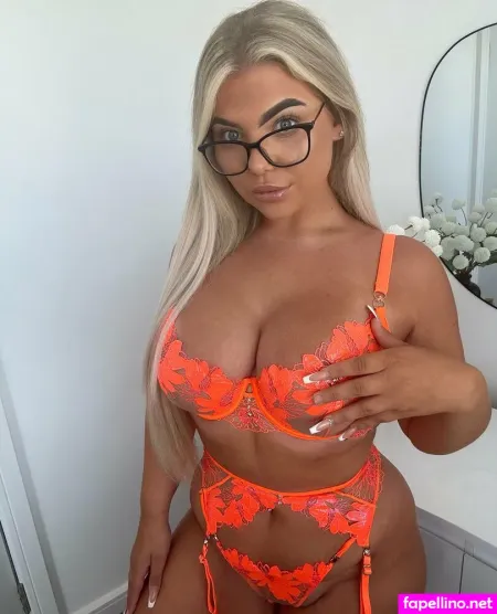 Halliexo OnlyFans Thumbnail #tUCGhlNeTK
