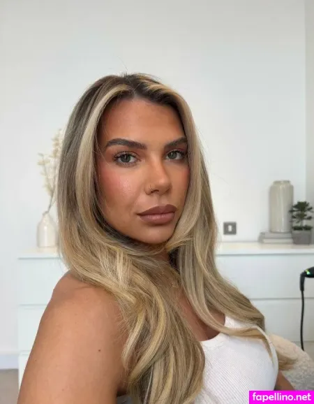 Halliexo OnlyFans Thumbnail #vQFsv9XycG