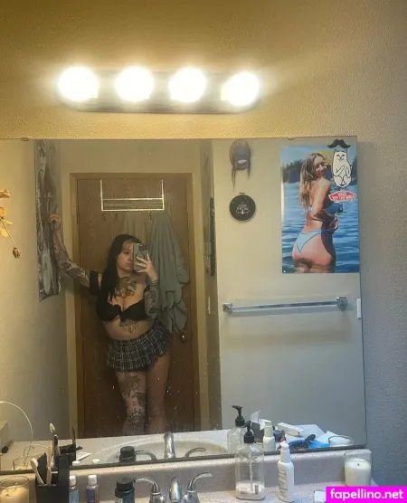 Halloweenhoe666 OnlyFans Thumbnail #5Ypkp0tVqJ