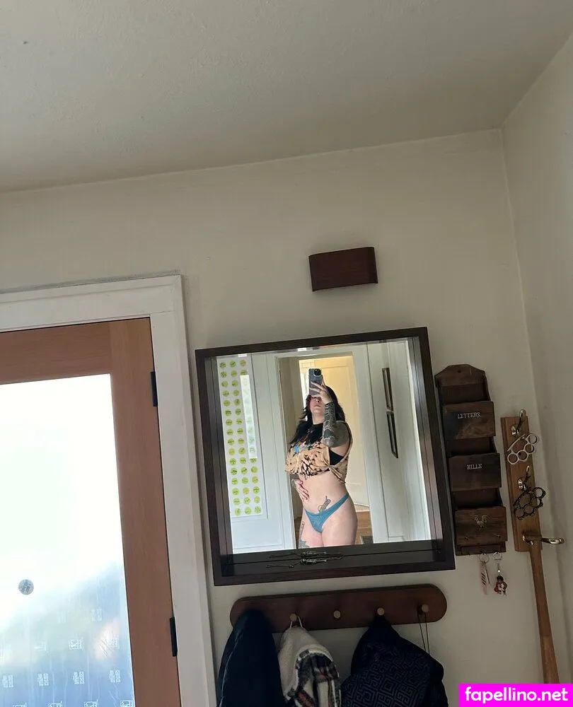 _halloween666, halloweenhoe666 Nude Leaked OnlyFans Photo #9QL4XHqUVj