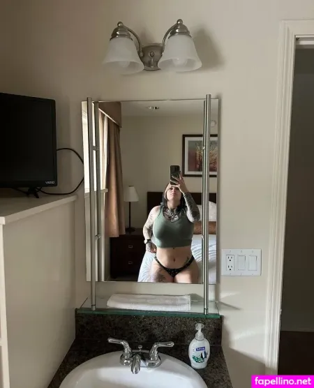 Halloweenhoe666 OnlyFans Thumbnail #tgG6iuz1l0