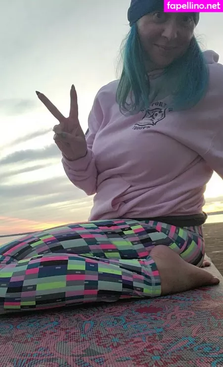Hally Alyson OnlyFans Thumbnail #3bUZbernsC
