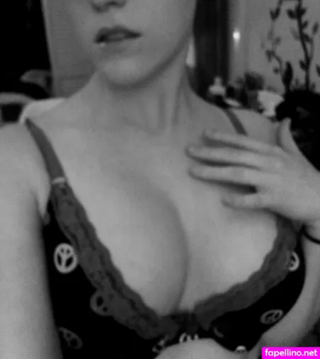 Halochick94 OnlyFans Thumbnail #boGEvBXtvA