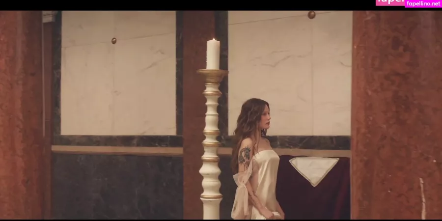 Halsey OnlyFans Thumbnail #FobJrId7ae