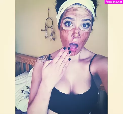 Halsey OnlyFans Thumbnail #jhpTPcFZzE