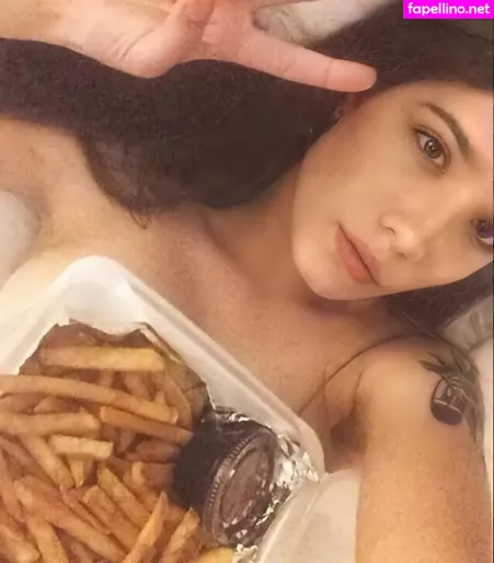 Halsey OnlyFans Thumbnail #nTQFrYiEQq