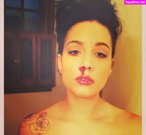 Halsey OnlyFans Thumbnail #rS2k4Puecp