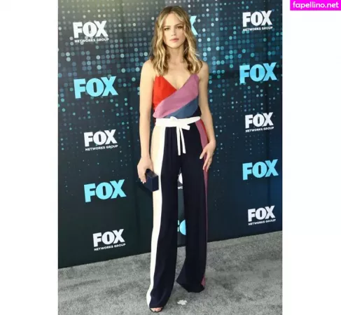 Halston Sage OnlyFans Thumbnail #8Pk3H7lqn4