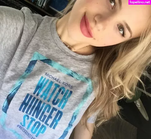 Halston Sage OnlyFans Thumbnail #T5RmayTVhr