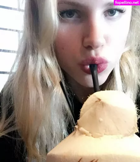 Halston Sage OnlyFans Thumbnail #igNR0Hj2A4