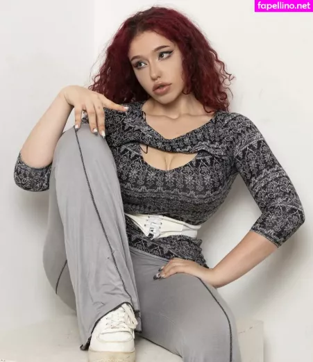 Hana Cos OnlyFans Thumbnail #GbC4v0fkv1