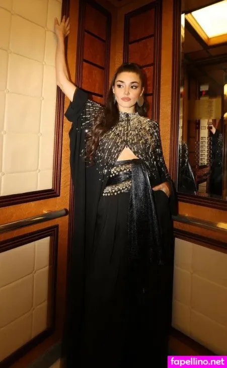 Hande Ercel OnlyFans Thumbnail #FMKiBKzJPc