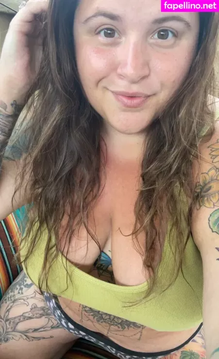 Handfulheather OnlyFans Thumbnail #7bVcEkliM3