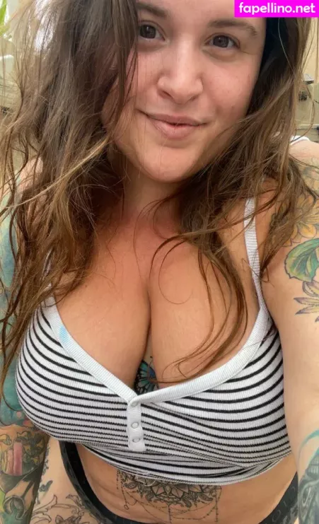 Handfulheather OnlyFans Thumbnail #QdOYYMufya