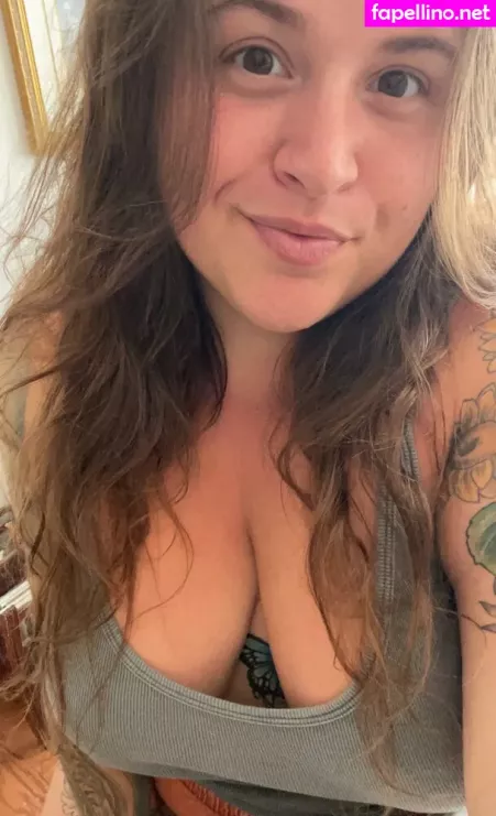 Handfulheather OnlyFans Thumbnail #ZRmPMrRlZL