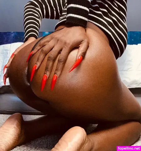 Handjobhottie OnlyFans Thumbnail #IgbHgqn9Wt