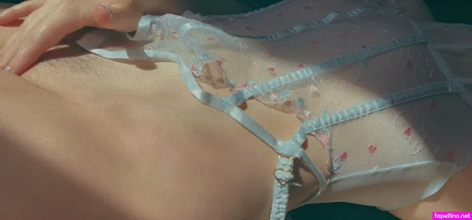 Handmadecrybaby OnlyFans Thumbnail #1hTNHXe0vy