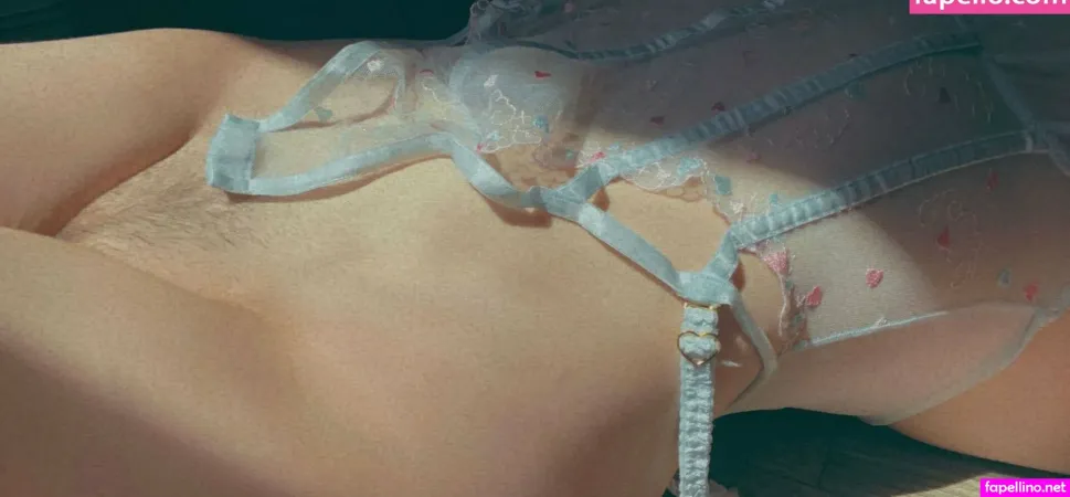 Handmadecrybaby OnlyFans Thumbnail #jPKNtHTrbQ