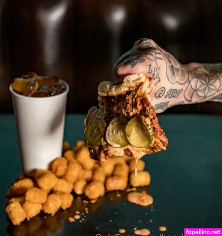 Handsbytony OnlyFans Thumbnail #O62U0rWhJj