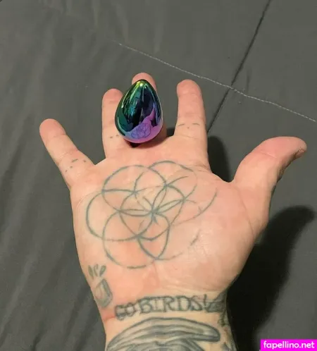 Handsbytony Main Profile Photo