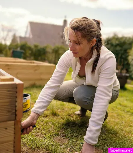 Handsonkatie OnlyFans Thumbnail #KQ6H5IHokS