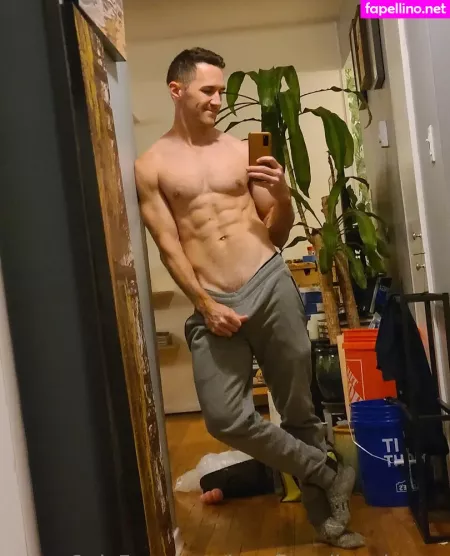 Handyandhandsome OnlyFans Thumbnail #QjRrJ4gLVx