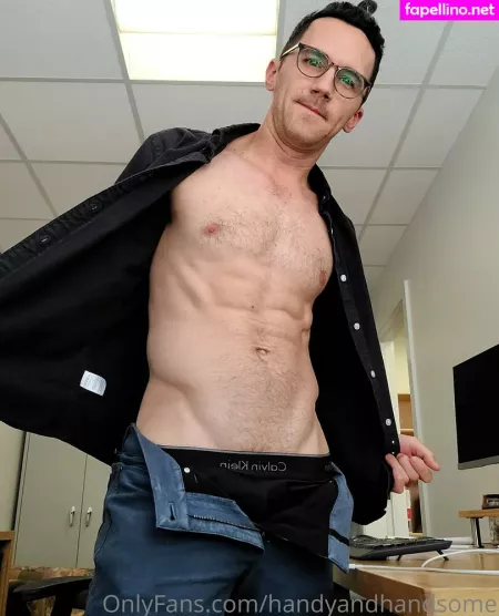 Handyandhandsome OnlyFans Thumbnail #S3c1xO1UJm