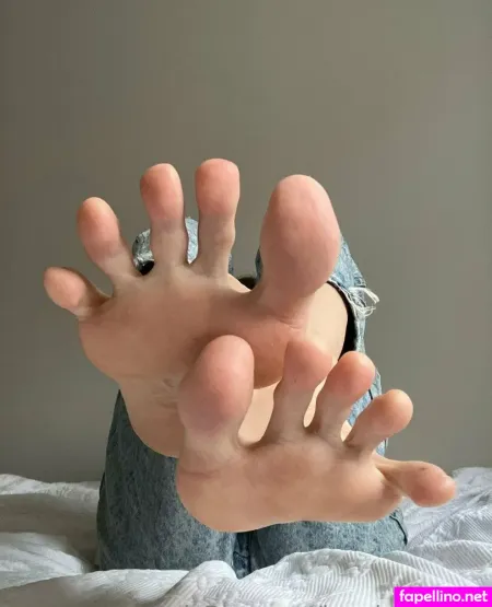 Handyfeetisha OnlyFans Thumbnail #UHjSGDOtyv