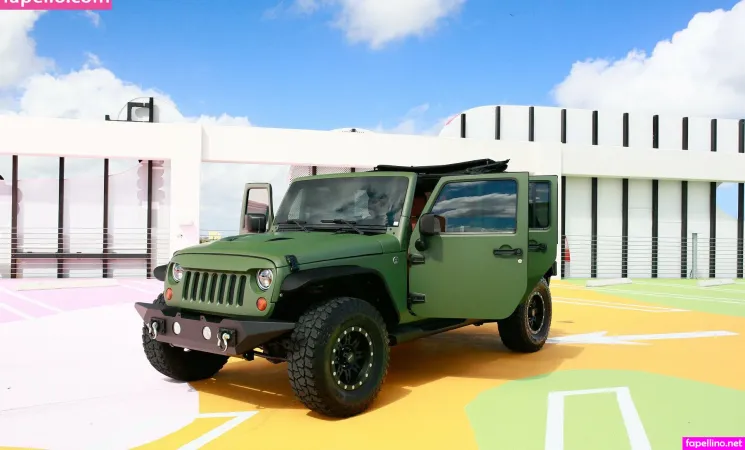 Handyhans OnlyFans Thumbnail #5dX1bBsvuJ