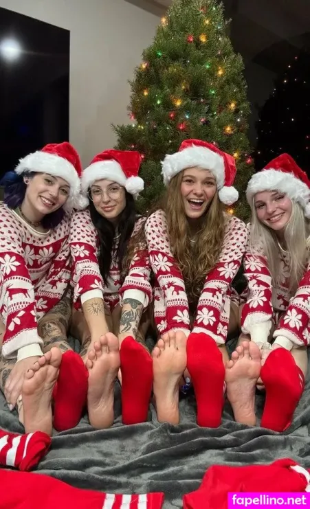 Hang10toess 1 OnlyFans Thumbnail #3XSF0eu5W3