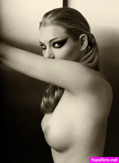 Hanna Bohnekamp OnlyFans Thumbnail #0yTyGhKUGm