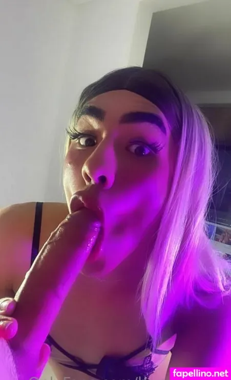 Hanna Dsex OnlyFans Thumbnail #3OO8UmENHd