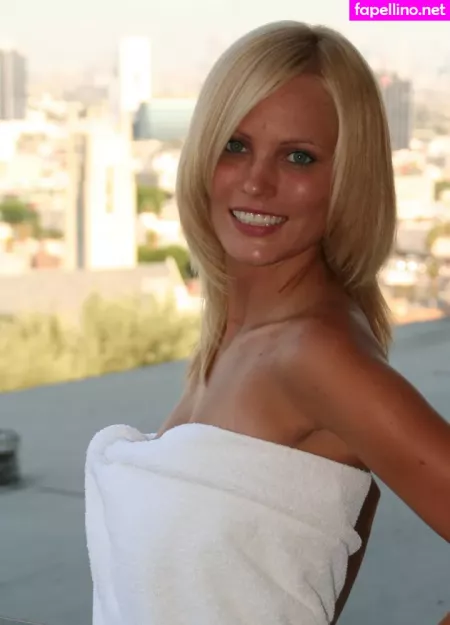 Hanna Hilton OnlyFans Thumbnail #4PCUtHHoxY