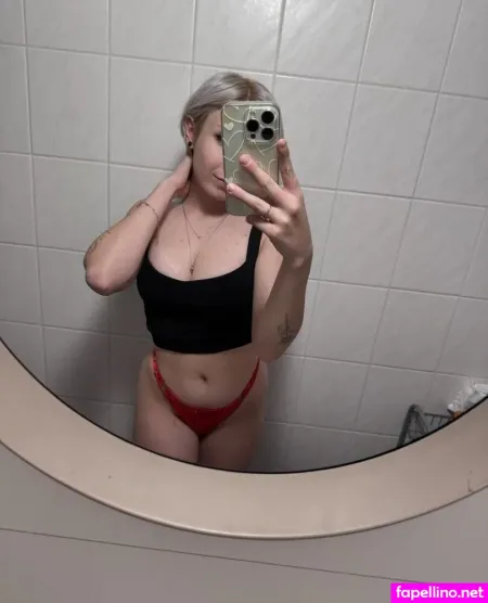 Hanna Jane Harper OnlyFans Thumbnail #wLqfW8BLU1