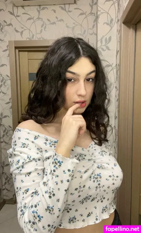 Hanna L OnlyFans Thumbnail #NOgwhyISaw