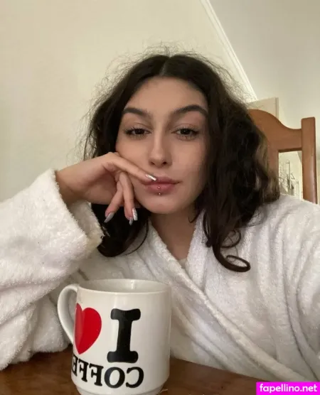Hanna L OnlyFans Thumbnail #p2qNUqtmrk