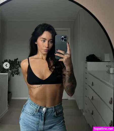 Hanna Oberg OnlyFans Thumbnail #6NlYNbIemo