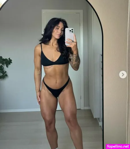 Hanna Oberg OnlyFans Thumbnail #9rwcYubmxv