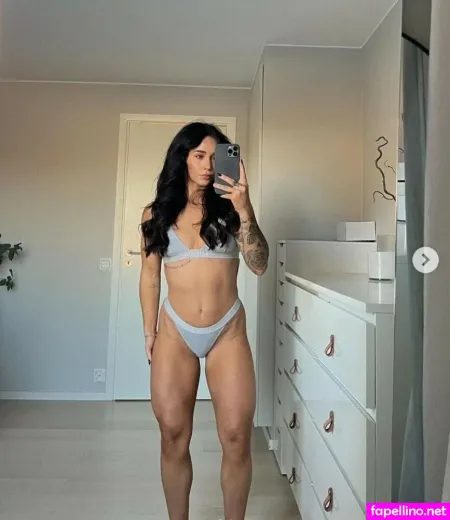 Hanna Oberg OnlyFans Thumbnail #f9dwXi5ihq